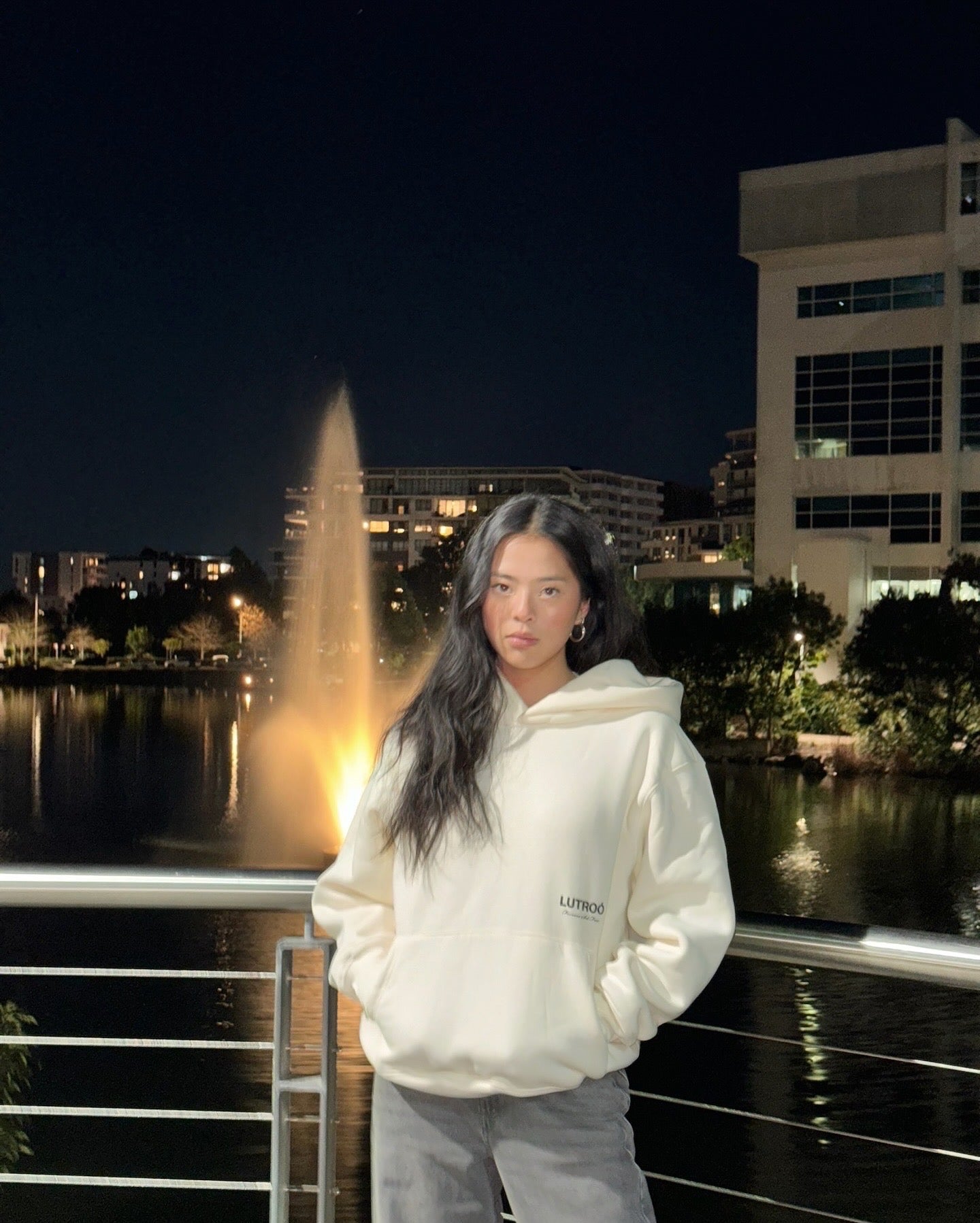 CREAM BEIGE OVERSIZED HOODIE